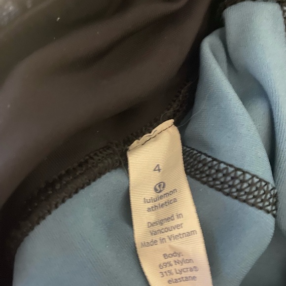 Lululemon Free Runner crop leggings - Picture 11 of 12